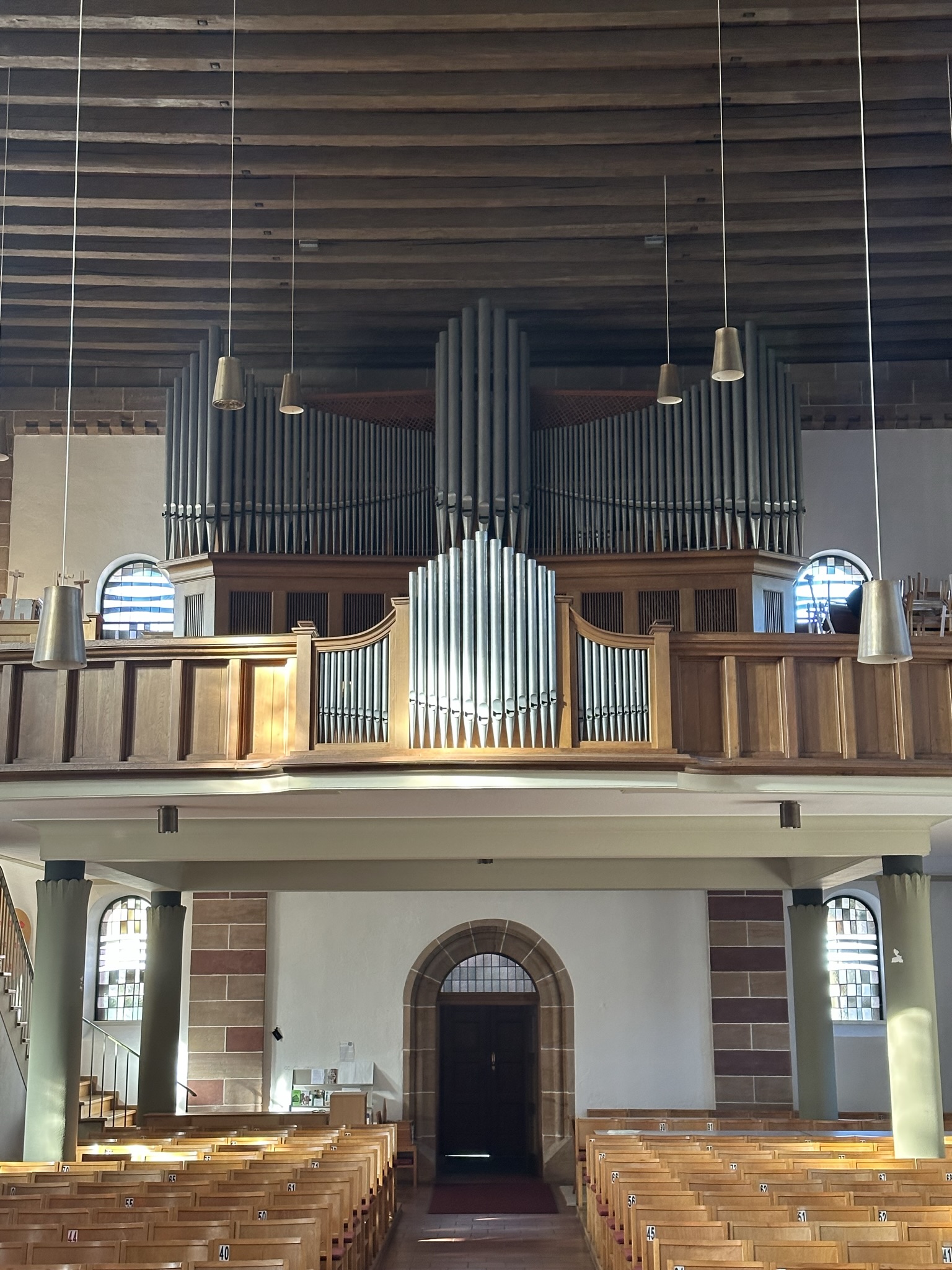Orgelprospekt mit Empore in Waldfischbach